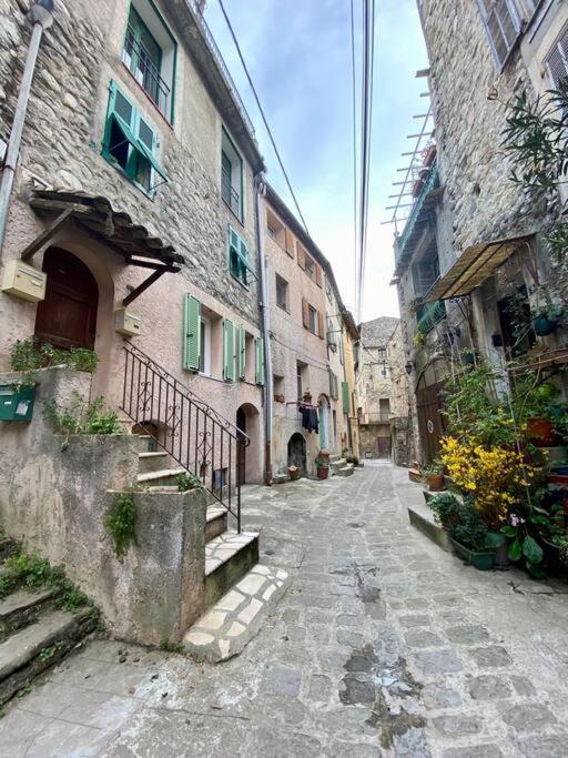 Appartamento Chez Caro L'Escarene Esterno foto